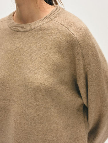 CASHMERE SADDLE SLEEVE CREWNECK