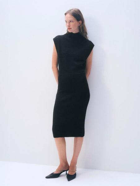 CASHMERE SLEEVELESS DRESS